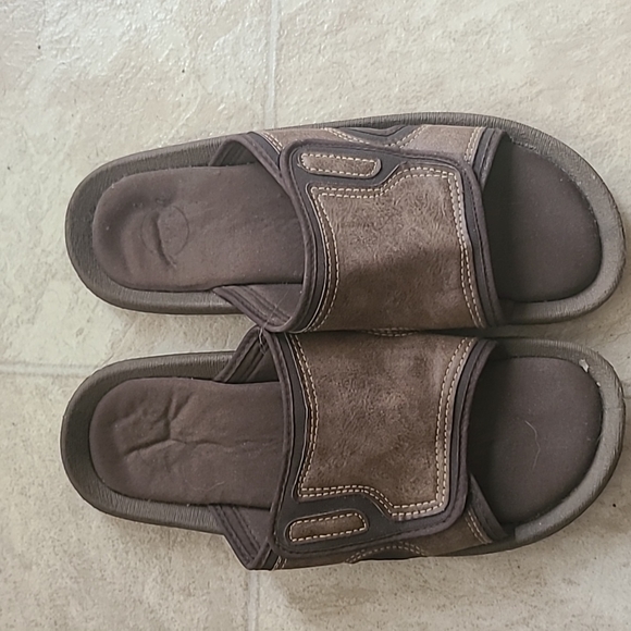 Mens Sandals Used size 11/12 - Picture 3 of 3